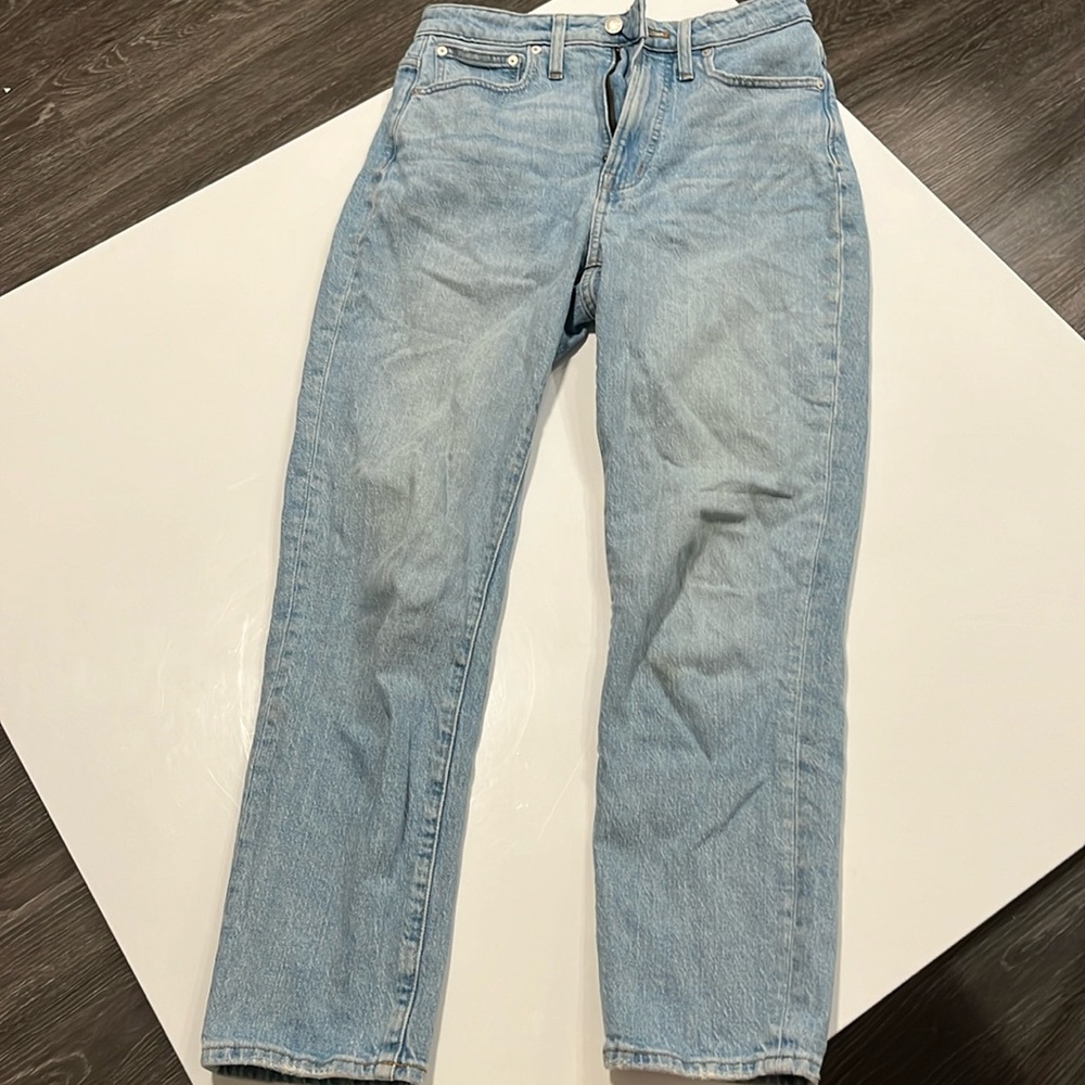 Madewell straight leg size 26 jeans